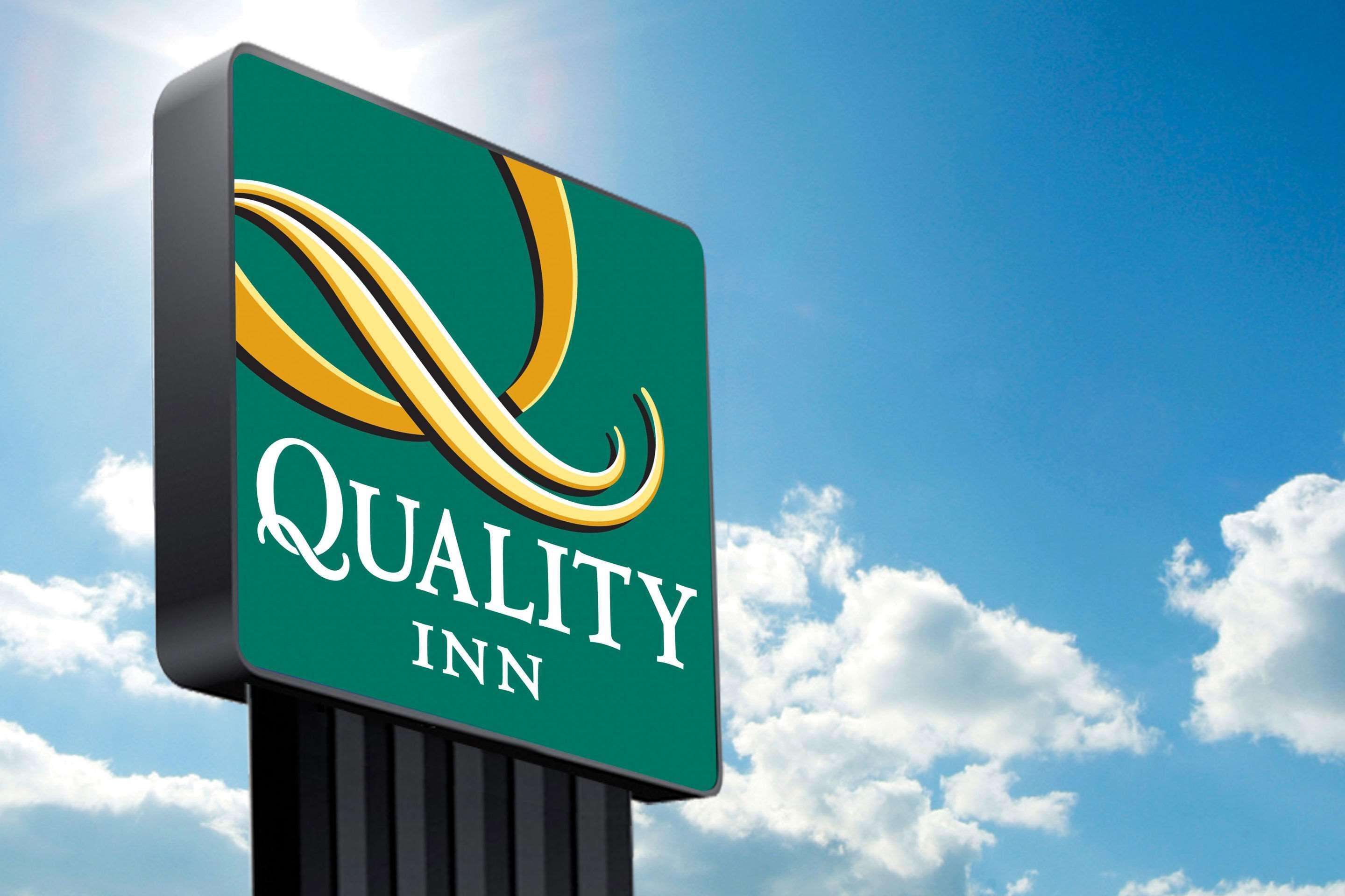 Quality Inn 2*